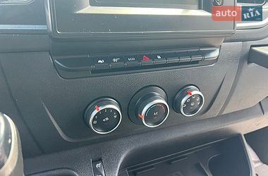 Другие грузовики Renault Master 2021 в Ровно