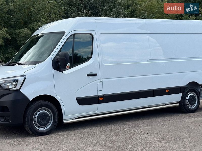 Грузовой фургон Renault Master 2023 в Дубно