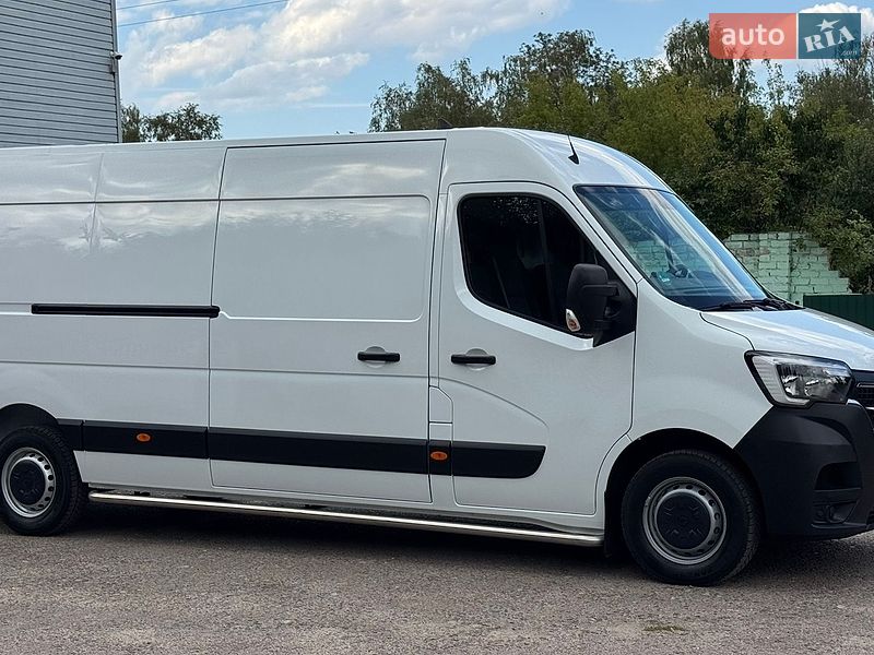 Грузовой фургон Renault Master 2023 в Дубно