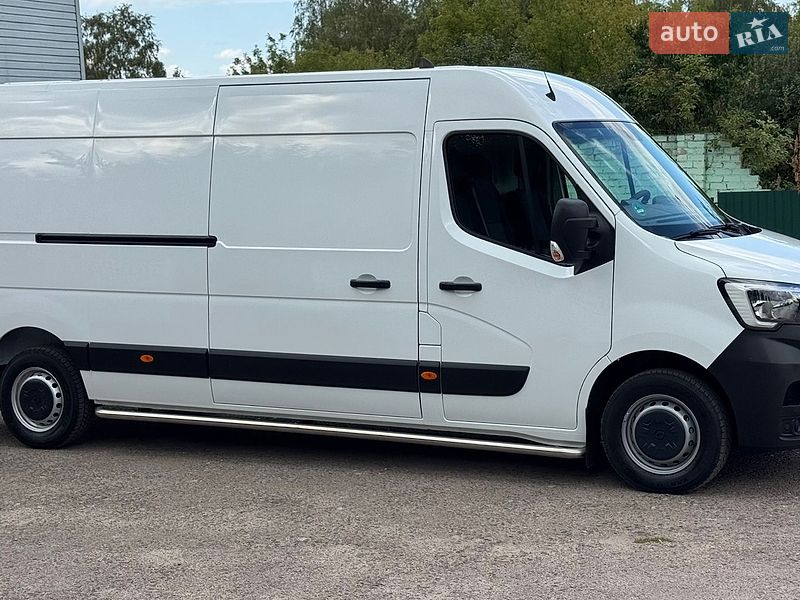 Грузовой фургон Renault Master 2023 в Дубно