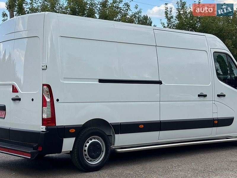 Грузовой фургон Renault Master 2023 в Дубно