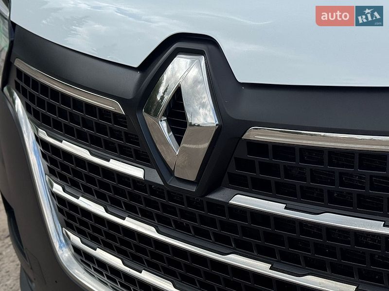 Грузовой фургон Renault Master 2023 в Дубно