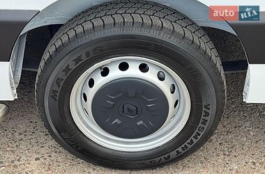 Грузовой фургон Renault Master 2023 в Дубно