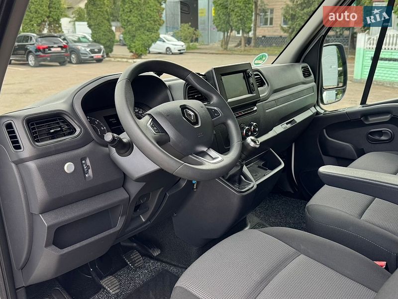 Грузовой фургон Renault Master 2023 в Дубно