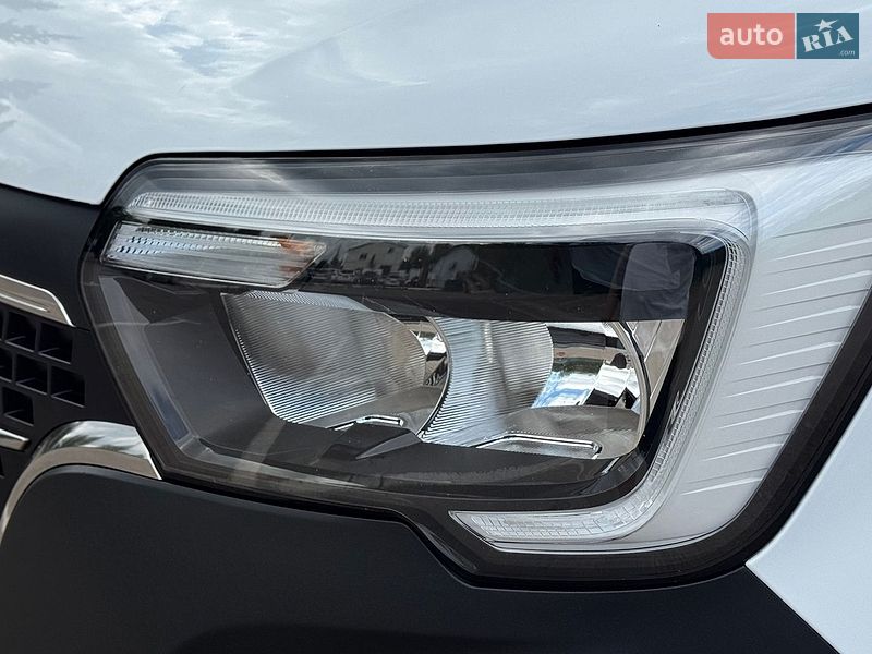 Грузовой фургон Renault Master 2023 в Дубно