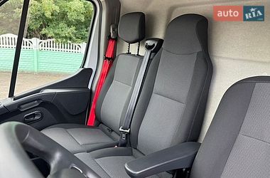 Грузовой фургон Renault Master 2023 в Дубно
