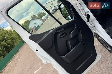 Грузовой фургон Renault Master 2023 в Дубно