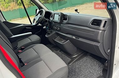Грузовой фургон Renault Master 2023 в Дубно