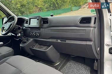 Грузовой фургон Renault Master 2023 в Дубно