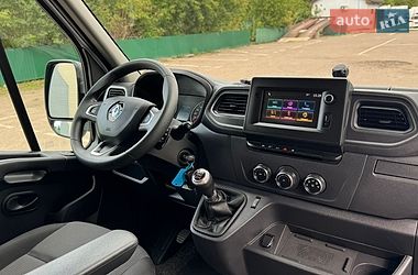 Грузовой фургон Renault Master 2023 в Дубно