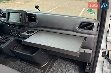 Грузовой фургон Renault Master 2023 в Дубно