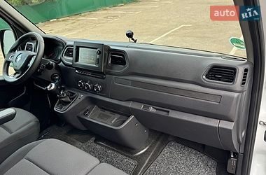 Грузовой фургон Renault Master 2023 в Дубно
