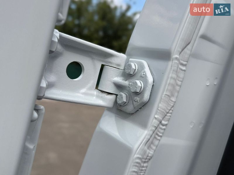 Грузовой фургон Renault Master 2023 в Дубно