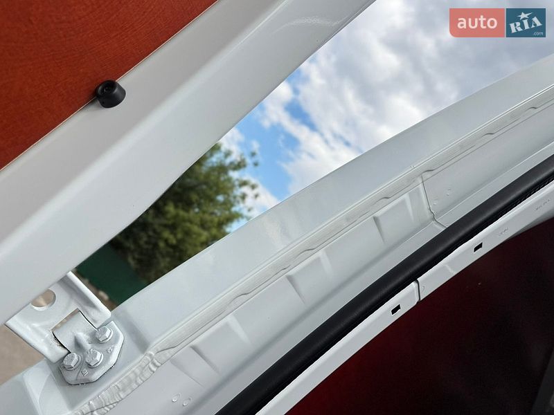 Грузовой фургон Renault Master 2023 в Дубно