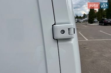 Грузовой фургон Renault Master 2023 в Дубно