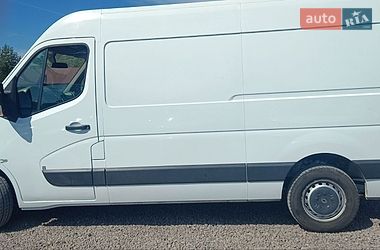Грузовой фургон Renault Master 2016 в Львове