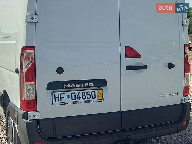 Грузовой фургон Renault Master 2016 в Львове