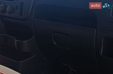 Грузовой фургон Renault Master 2016 в Львове