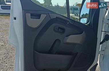 Грузовой фургон Renault Master 2016 в Львове