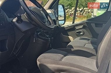 Грузовой фургон Renault Master 2016 в Львове