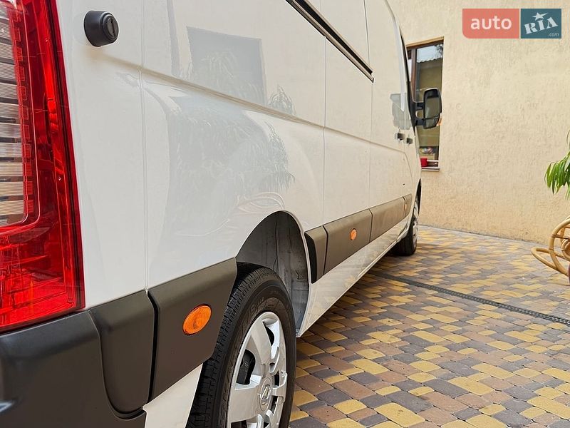 Грузовой фургон Renault Master 2022 в Киеве