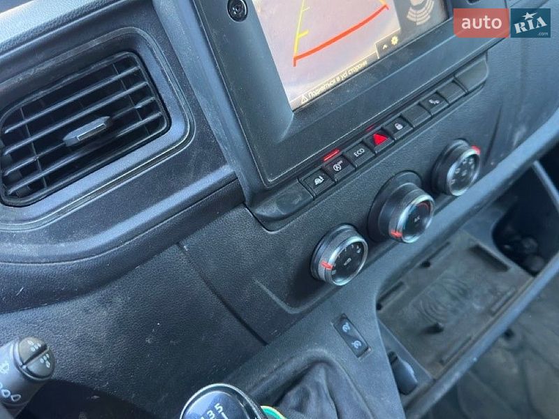 Грузовой фургон Renault Master 2020 в Львове