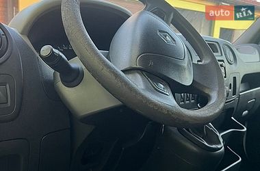 Грузовой фургон Renault Master 2016 в Жовкве