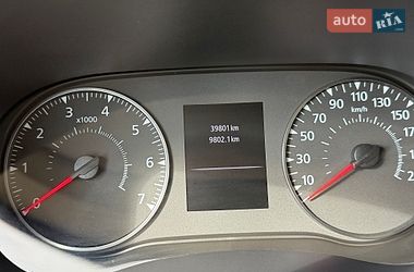 Грузовой фургон Renault Master 2023 в Млинове