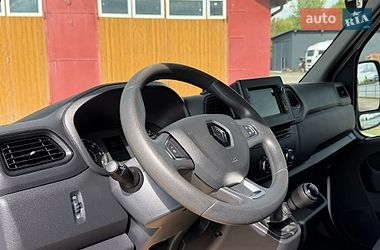 Грузовой фургон Renault Master 2023 в Млинове