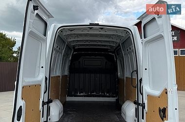 Грузовой фургон Renault Master 2023 в Млинове
