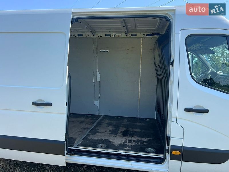 Грузовой фургон Renault Master 2019 в Стрые