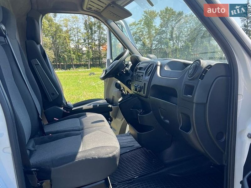 Грузовой фургон Renault Master 2019 в Стрые