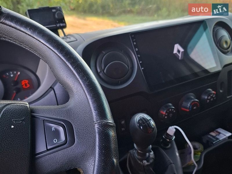 Грузовой фургон Renault Master 2015 в Подольске