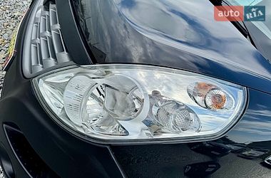 Вантажний фургон Renault Master 2016 в Чернівцях