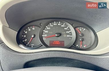 Вантажний фургон Renault Master 2016 в Чернівцях