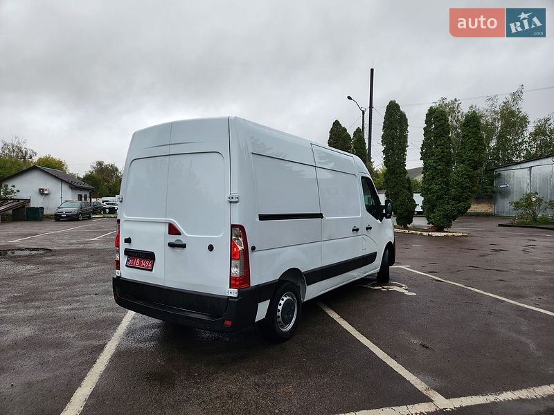 Грузовой фургон Renault Master 2022 в Дубно