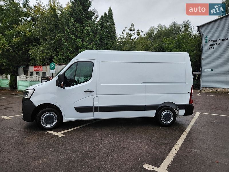 Грузовой фургон Renault Master 2022 в Дубно