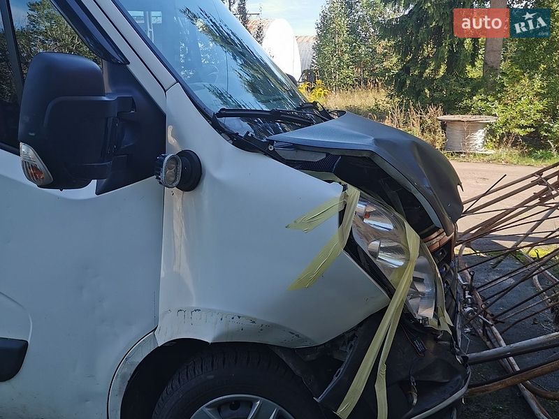 Тентованый Renault Master 2016 в Чернигове