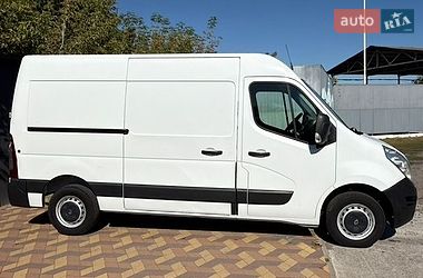Грузовой фургон Renault Master 2012 в Миргороде