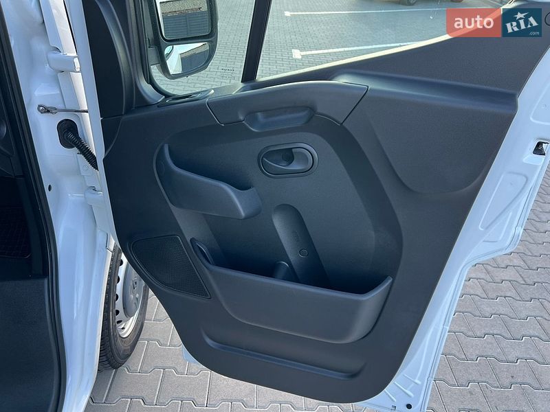 Вантажний фургон Renault Master 2021 в Дубні