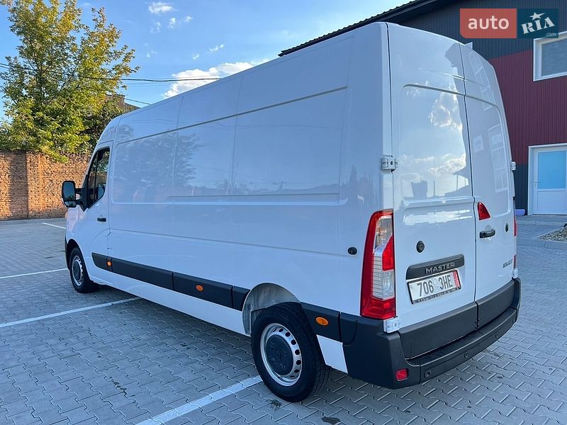 Вантажний фургон Renault Master 2021 в Дубні