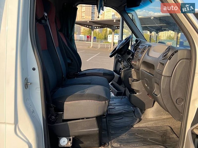 Тентований Renault Master 2013 в Києві