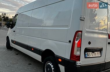 Вантажний фургон Renault Master 2016 в Могилів-Подільському