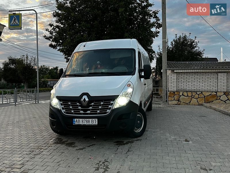 Вантажний фургон Renault Master 2016 в Могилів-Подільському