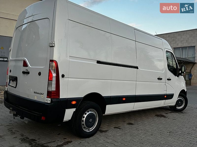 Вантажний фургон Renault Master 2016 в Могилів-Подільському