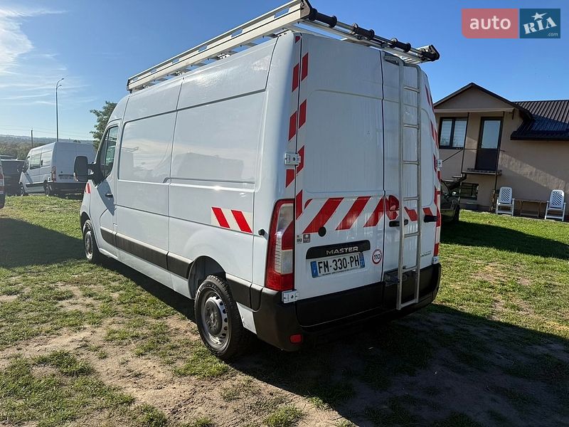 Грузовой фургон Renault Master 2019 в Дубно
