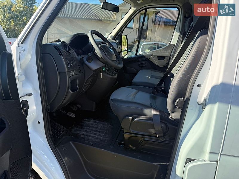 Грузовой фургон Renault Master 2019 в Дубно