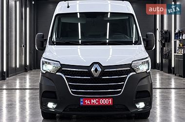 Грузовой фургон Renault Master 2023 в Калуше