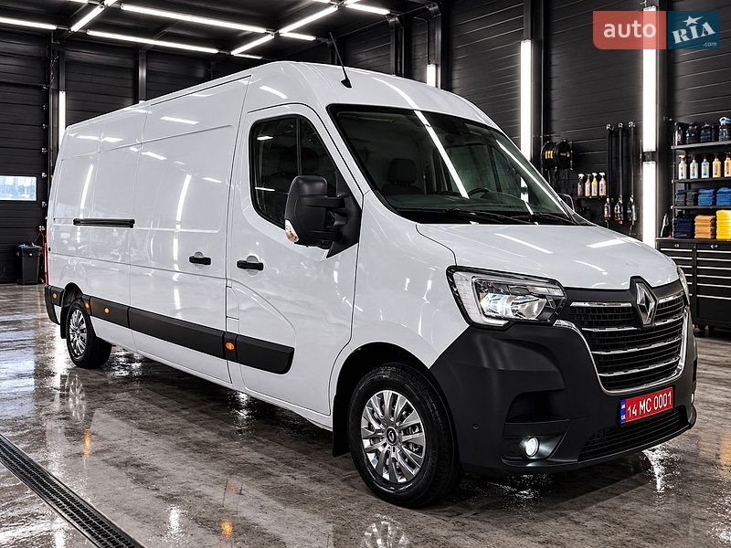 Грузовой фургон Renault Master 2023 в Калуше