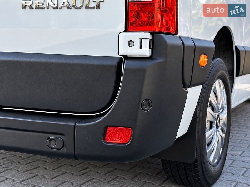 Грузовой фургон Renault Master 2023 в Калуше